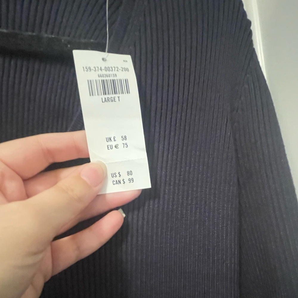 Abercrombie & Fitch Long-Sleeve Deep-V Mini Sweater Dress - Tall Length - Picture 5 of 5